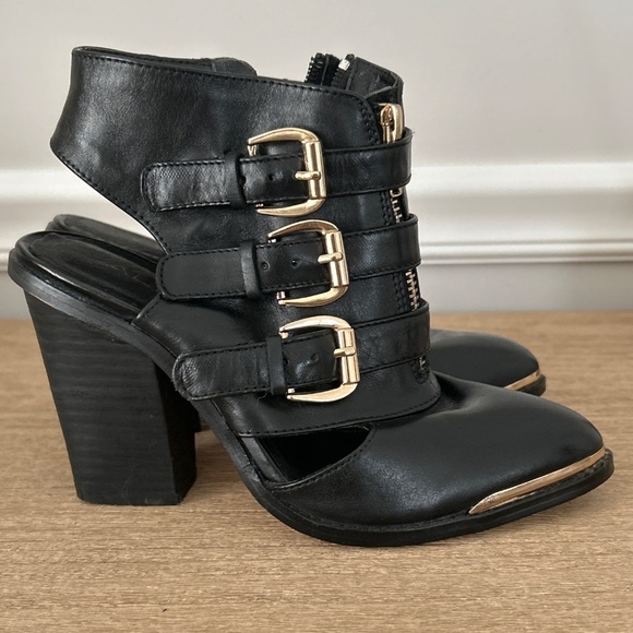 Aldo Shoes - Picture 2 of 4